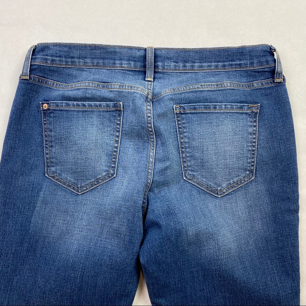 Old Navy Distressed Denim Boyfriend Skinny - Picture 8 of 8